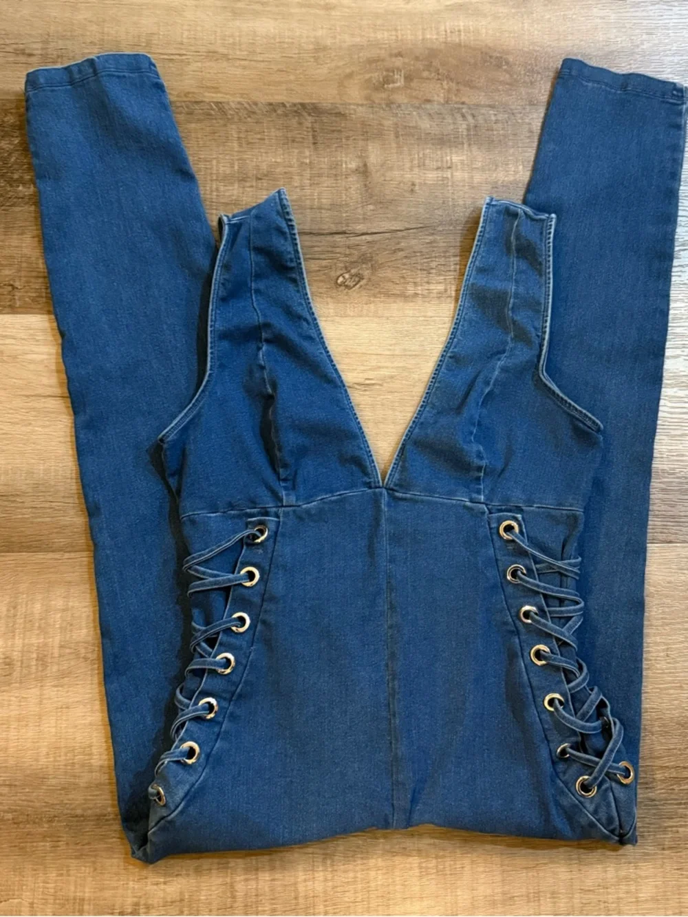 C’EST TOI Denim Laced Sides V-Neck Stretch  Jumpsuit  Size XL - Picture 12 of 14